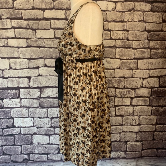 BCBGMaxazria Silk  W/ Black Tie Dress Size 2 - Picture 5 of 12